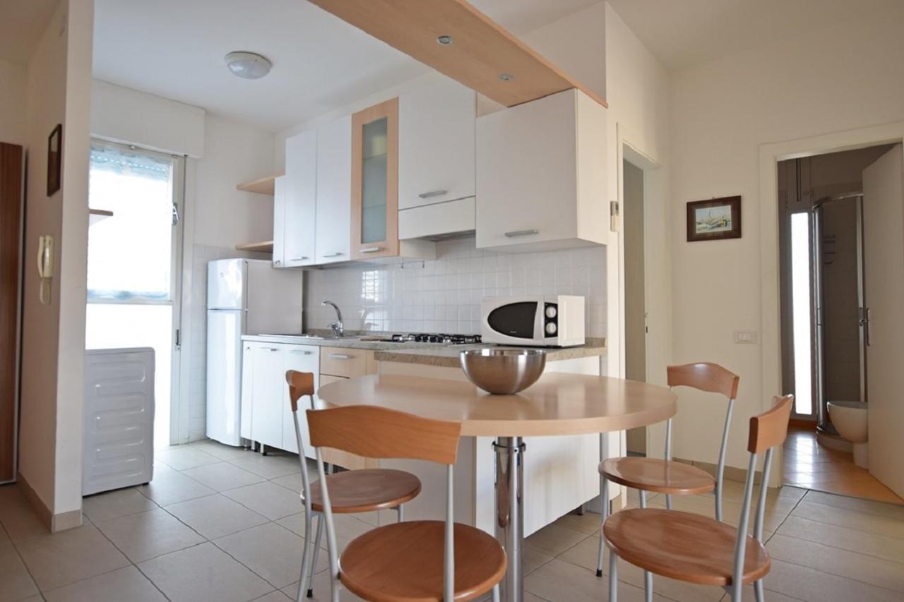 Residence La Duna Lignano Sabbiadoro Eksteriør billede