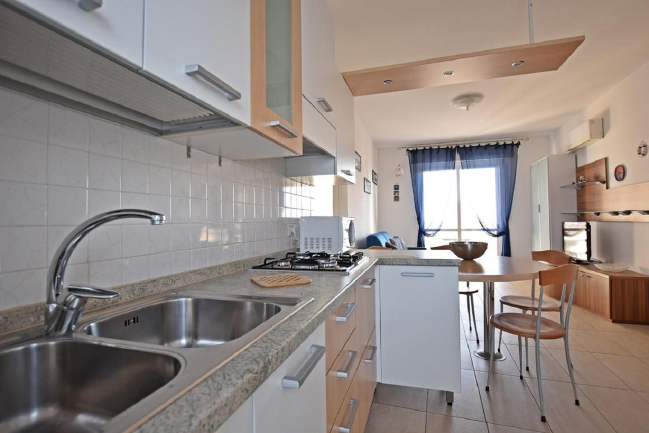 Residence La Duna Lignano Sabbiadoro Eksteriør billede