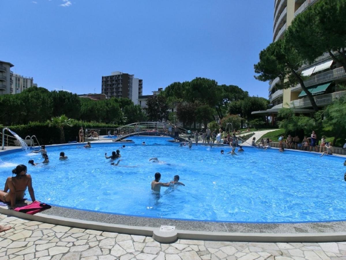 Residence La Duna Lignano Sabbiadoro Eksteriør billede