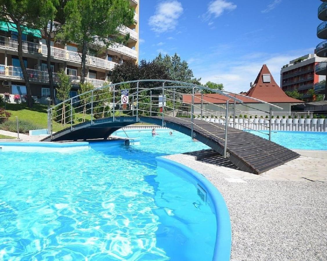 Residence La Duna Lignano Sabbiadoro Eksteriør billede